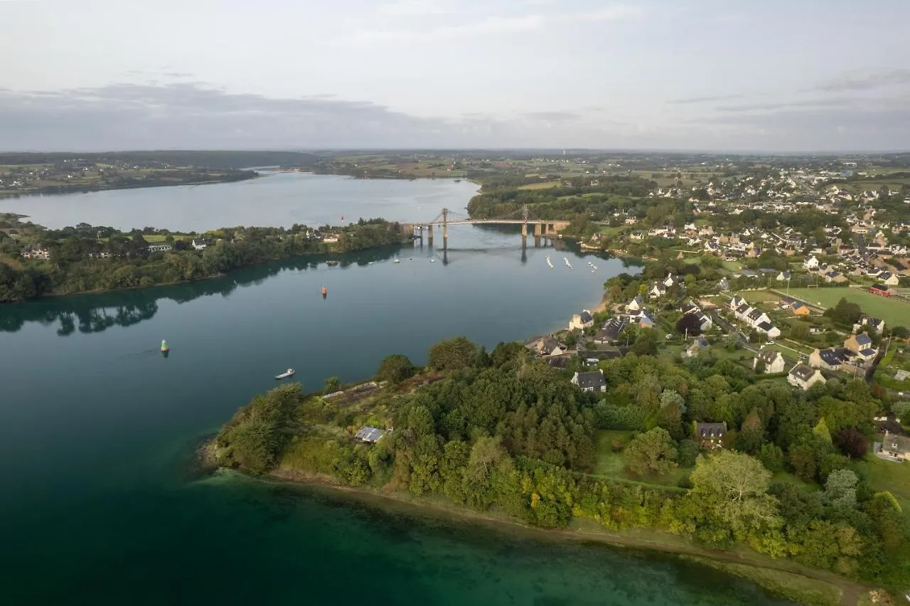 アパート Gite Des Randonneurs De La Presqu'Ile De Lezardrieux Bretagne フランス