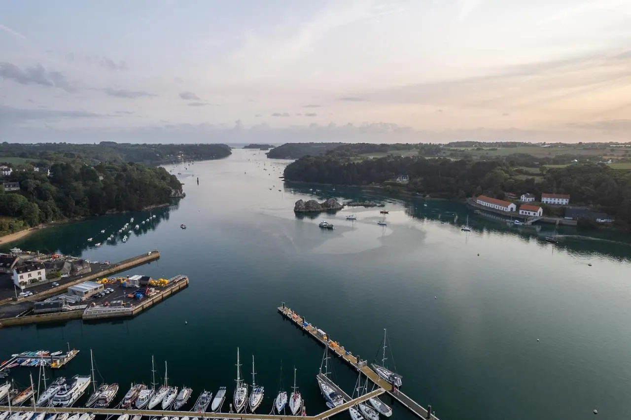 Gite Des Randonneurs De La Presqu'Ile De Lezardrieux Bretagne 0*,